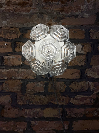 Vintage Wandlampe Eiskristall von VEB Kristallleuchtenbau Ebersbach