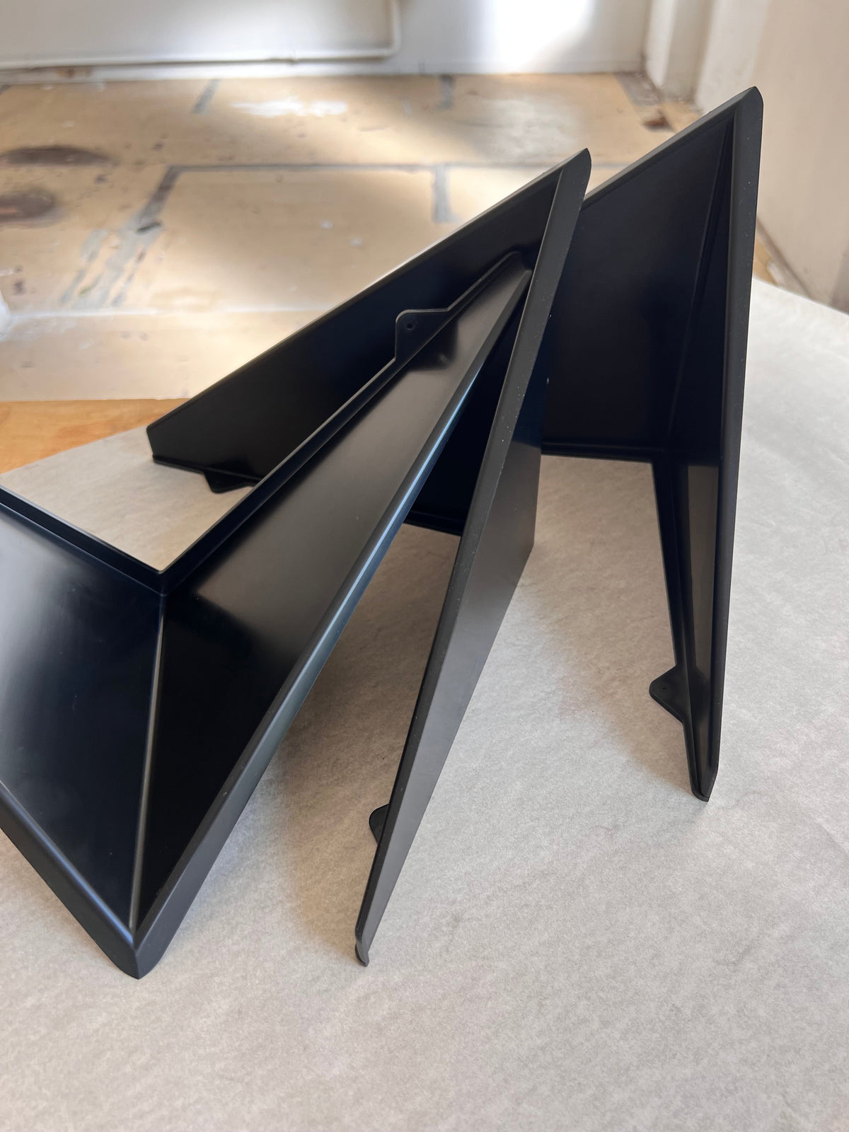 Étagère vintage « Butterfly » noire par Paul Cadovius Lot de 3