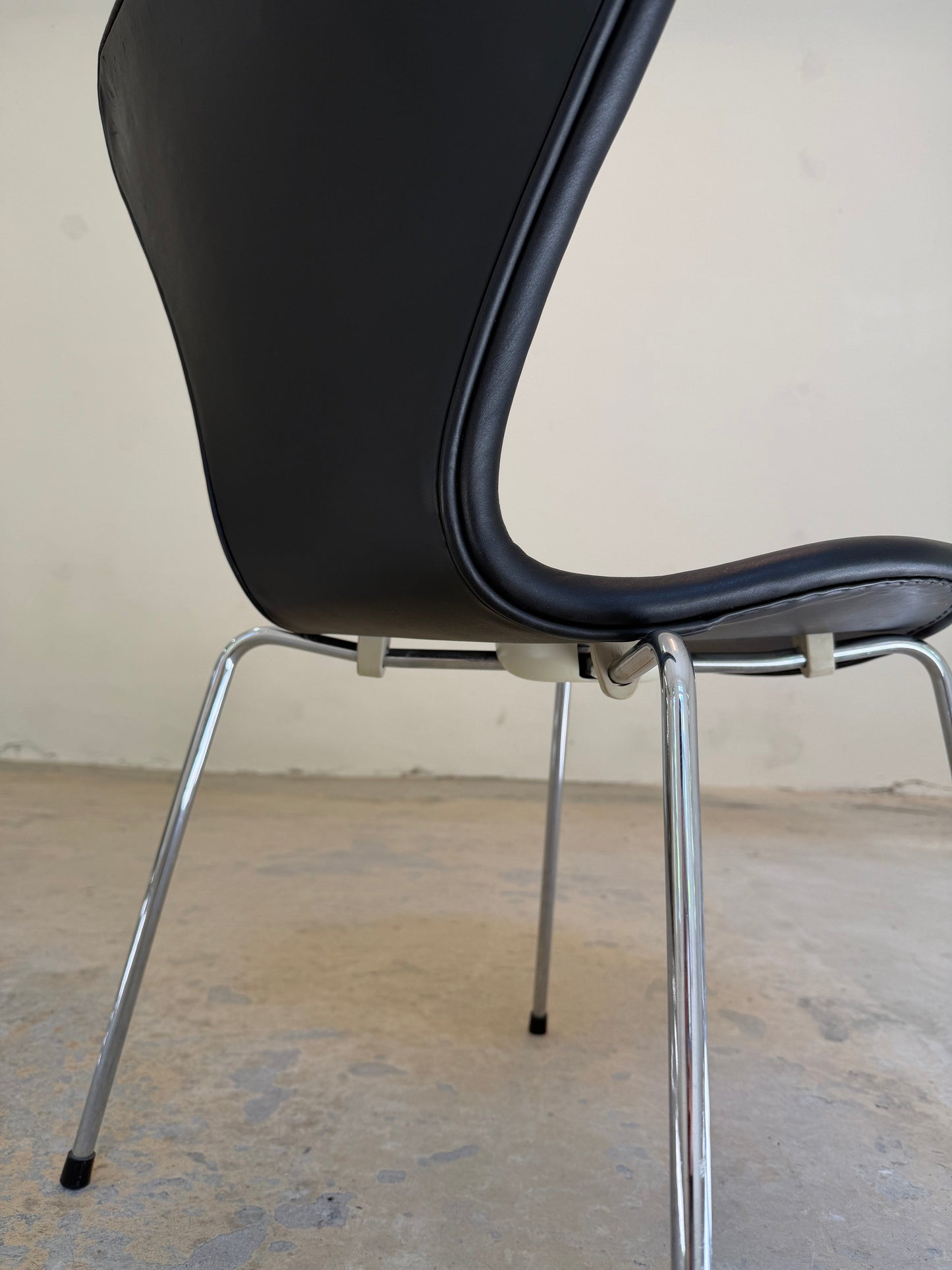 Vintage Polsterstuhl Serie 7 Echtleder von Arne Jacobsen für Fritz Hansen
