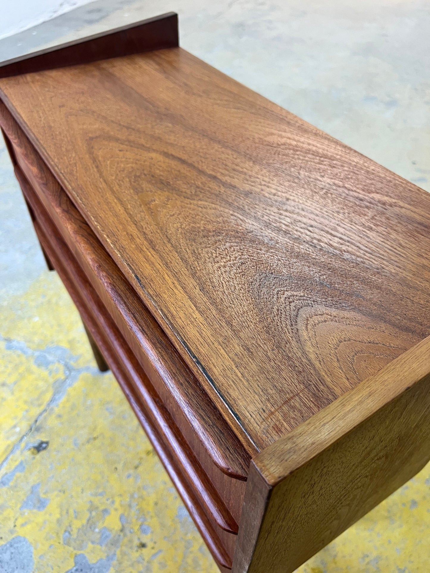 Vintage Nachtschrank Teak von Dänemark