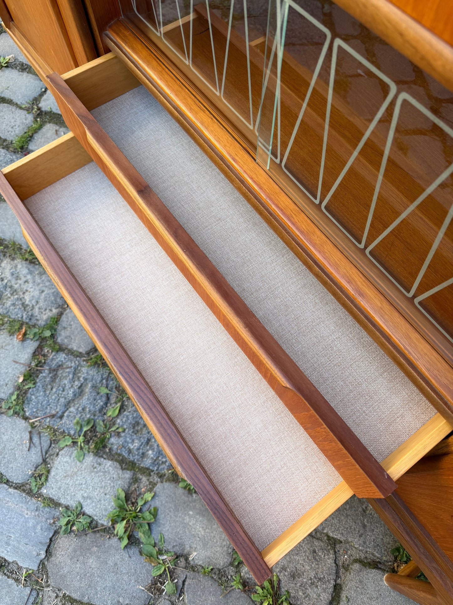 Vintage Highboard Teak mit Vitrine und Minibar aus Dänemark