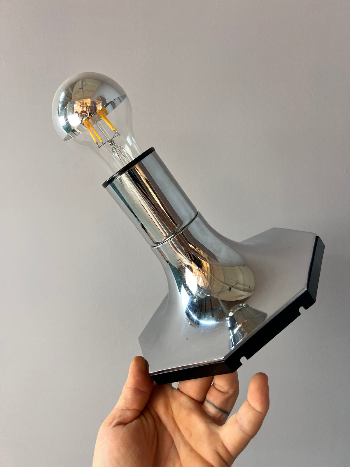 Vintage Kopfspiegel Wandlampe 6606/09 von STAFF