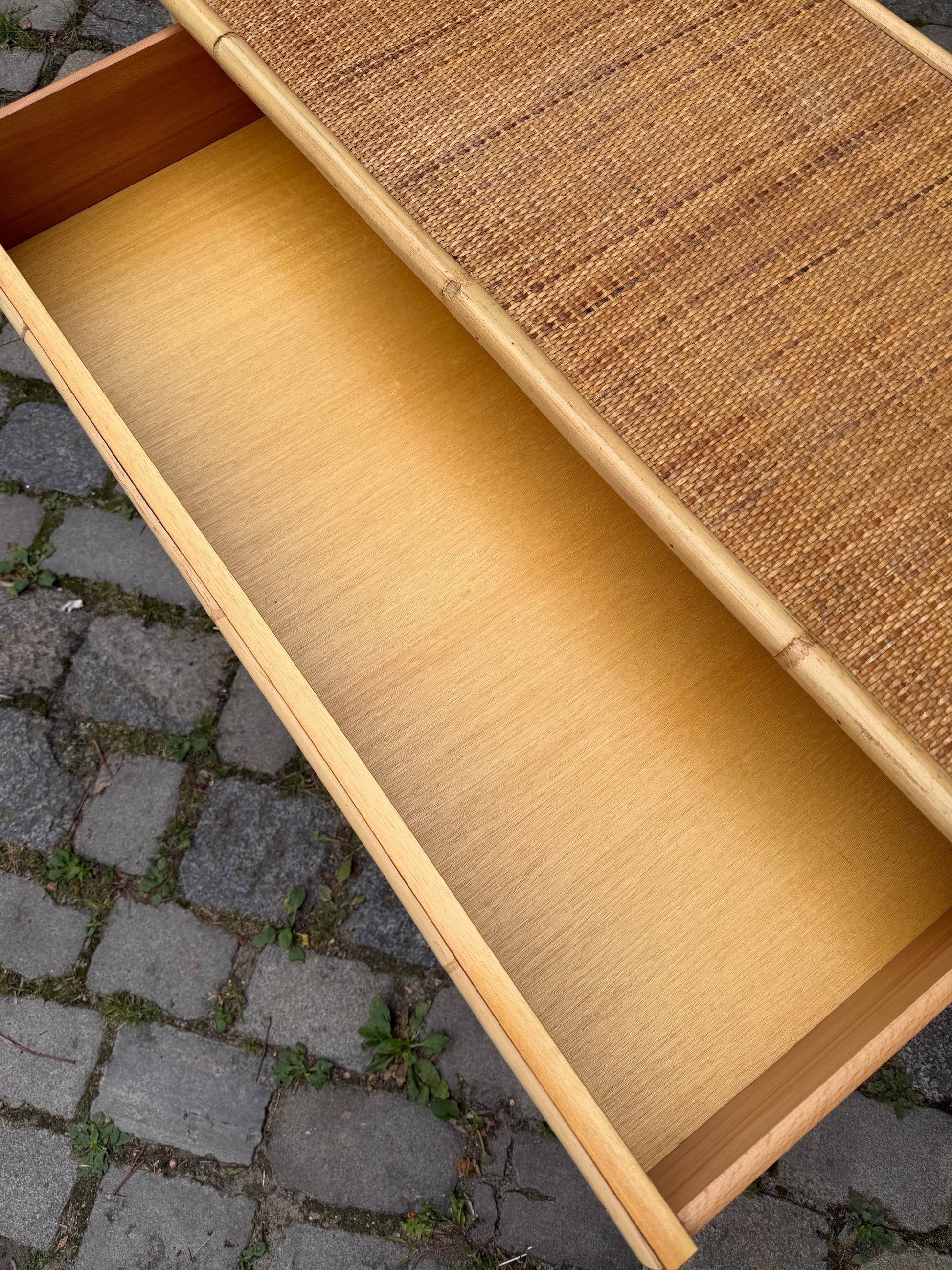 Vintage Kommode aus Rattan und Bambus von Dal Vera mit Messinggriffen