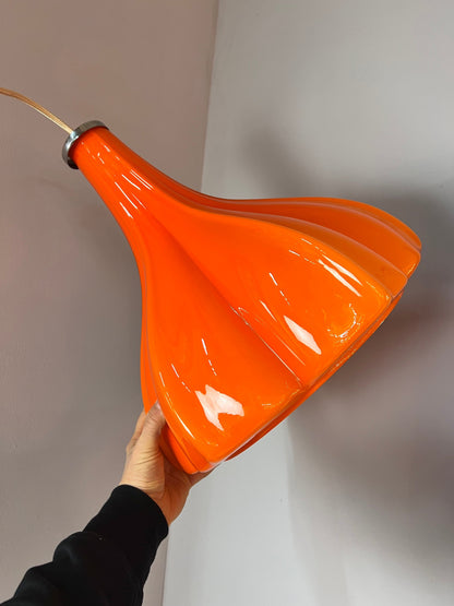 Lampe fleur vintage en verre orange par Peill+Putzler