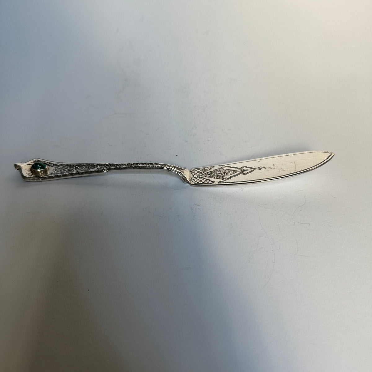 Vintage butter knife silver by Tiffany+Co. with jade stone setting
