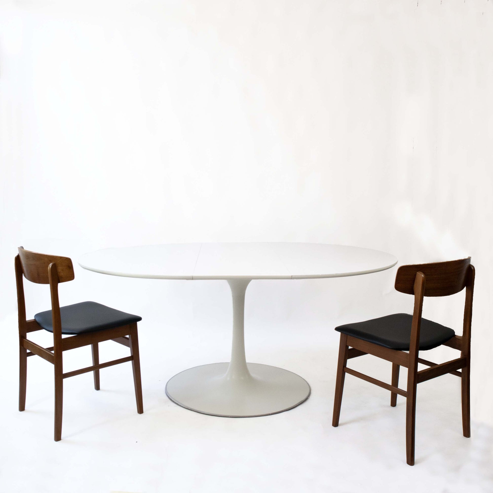 Vintage Esstisch Space Age von Maurice Burke für Arkana, ausziehbar