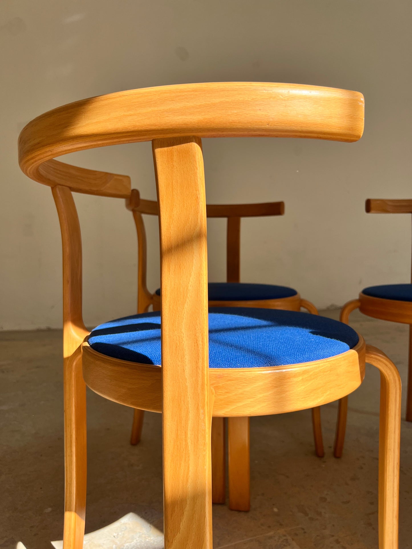 Vintage Armlehnstuhl Serie 8000 von Thygesen und Sørensen für Magnus Olesen blau
