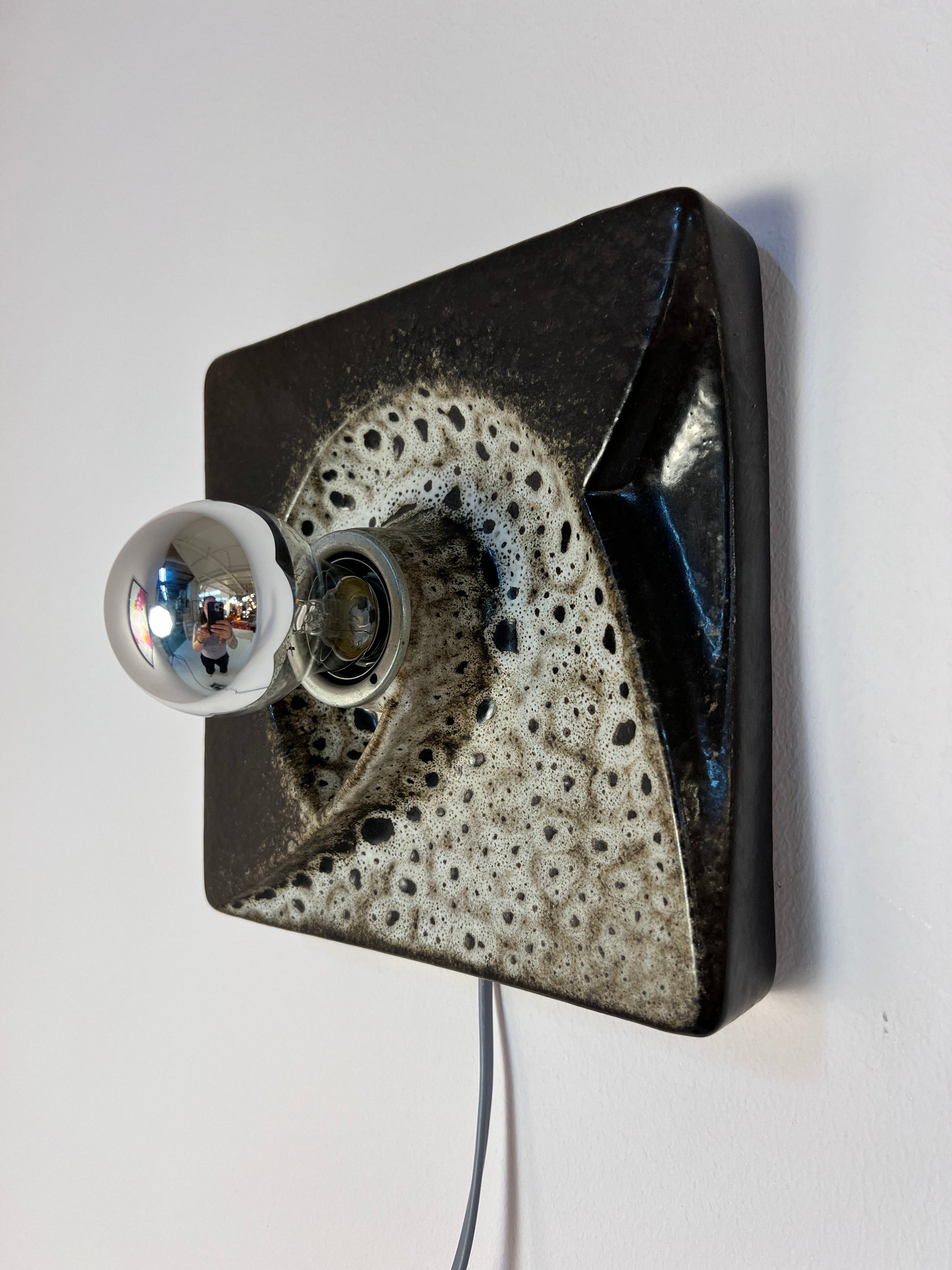 Vintage Wandlampe von WGP PAN aus Keramik in Braun Weiß
