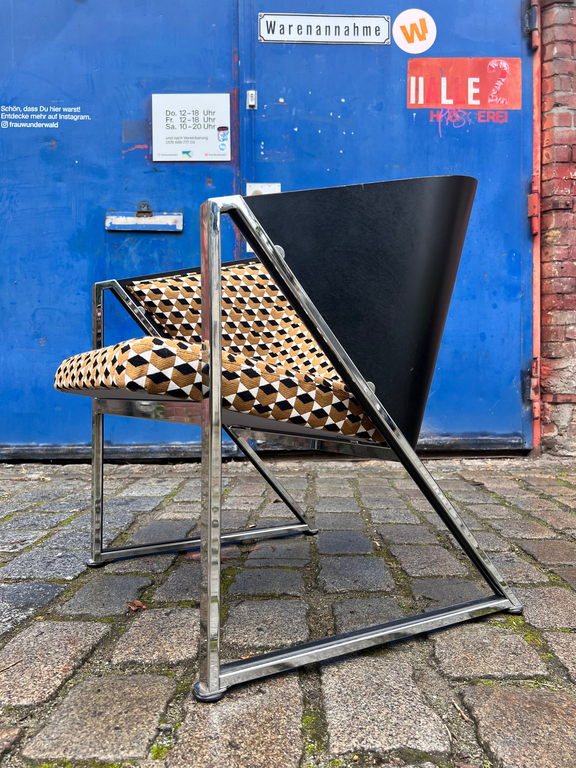 Sessel Mondi braun schwarz Chrom von Jouko Järvisalo für Inno Interior Oy