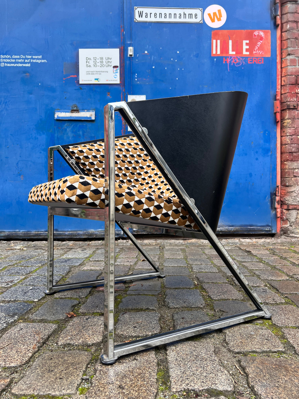 Sessel Mondi braun schwarz Chrom von Jouko Järvisalo für Inno Interior Oy