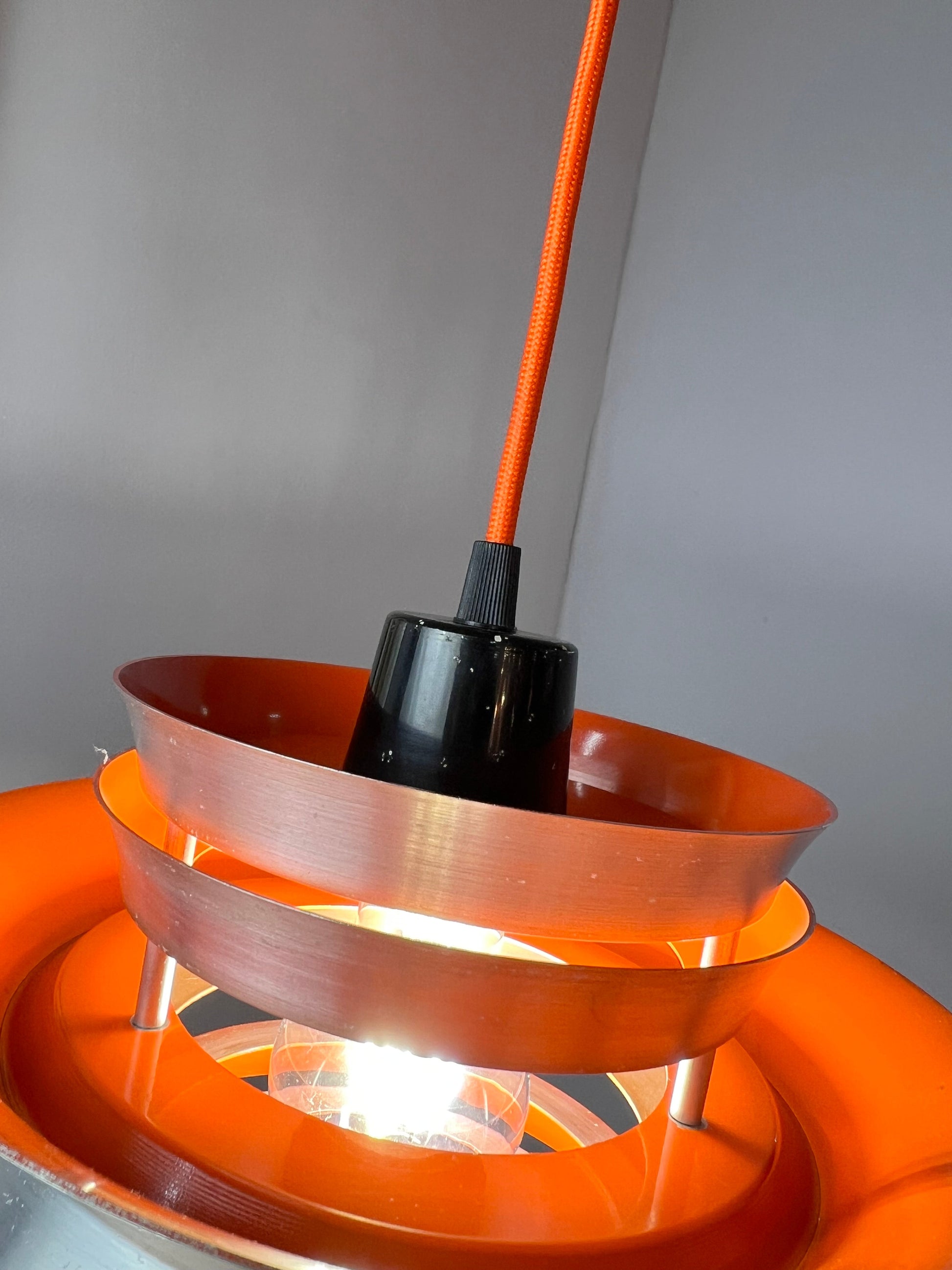 Lamellenlampe orange Chrom von Carl Thore