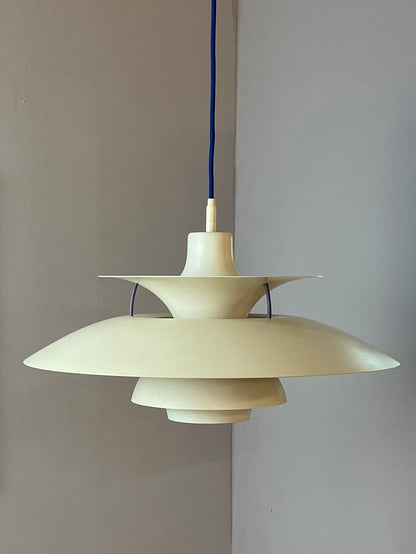 Vintage Pendelleuchte PH5 von Poul Henningsen für Louis Poulsen, weiß, königsblaue Lamelle