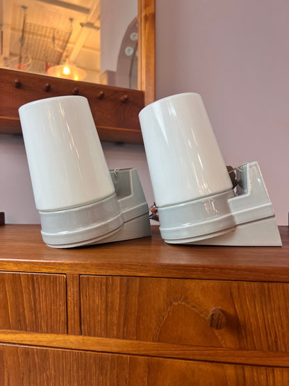 Vintage Wandlampe Modell 6070 von Sigvard Bernadotte für Ifö Set von 2 hellgrau