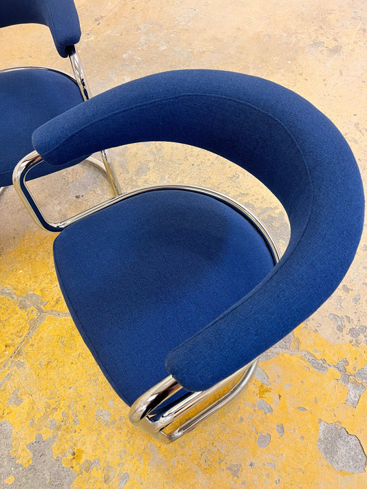 Vintage Freischwinger blau Chrom von unbekannt für unbekannt, neu gepolstert