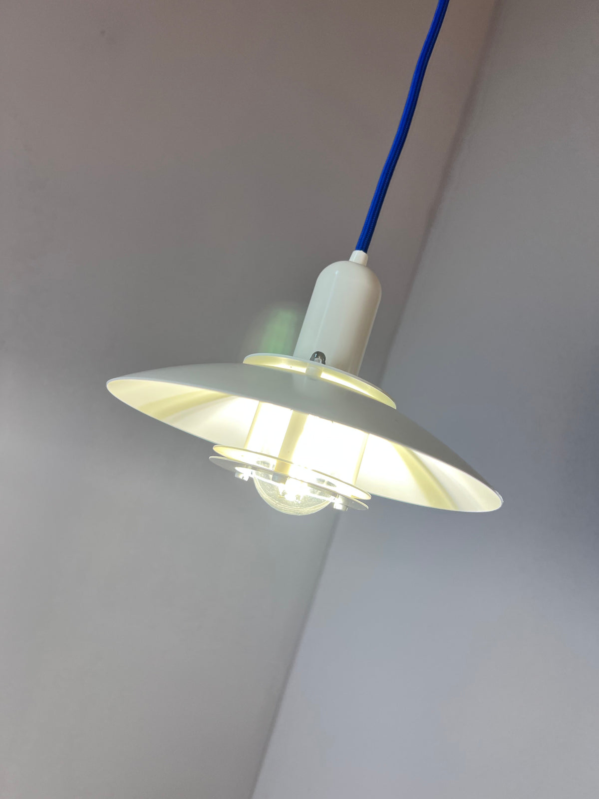 Vintage Lamellenlampe weiß Dänemark