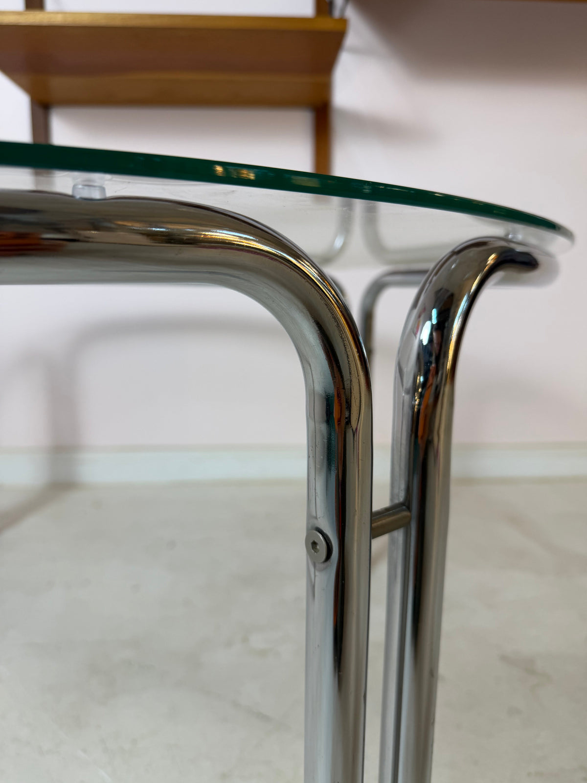Vintage Couchtisch rund, Glas und Chrom, Space Age