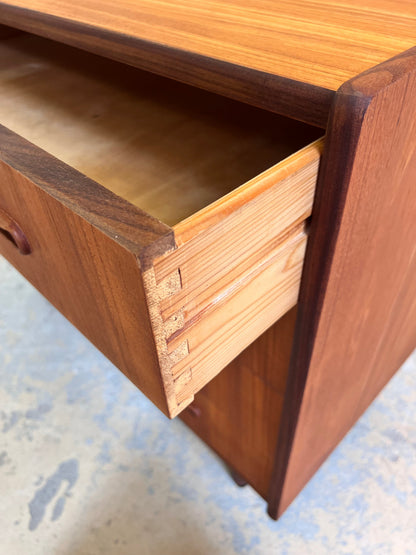 Vintage Kommode Teak zweifarbig aus Dänemark, 60er Jahre
