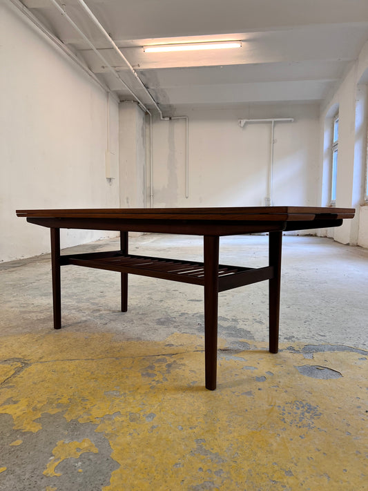 Vintage Couchtisch Teak mit Ablage, ausziehbar, dänisch