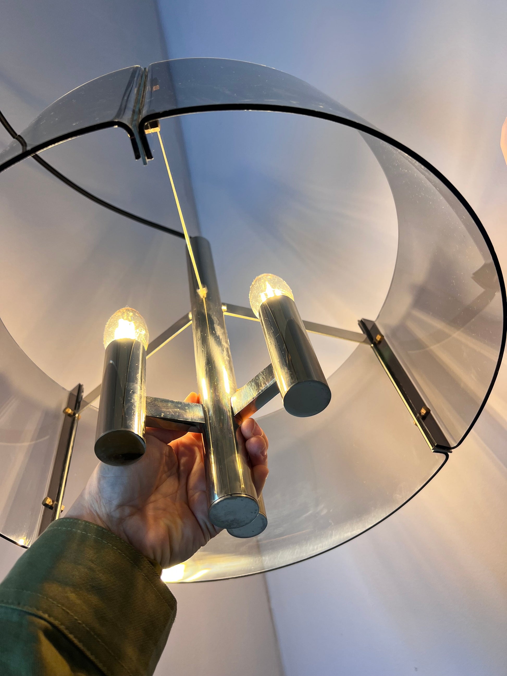 Vintage Hängelampe Chrom und Rauchacryl