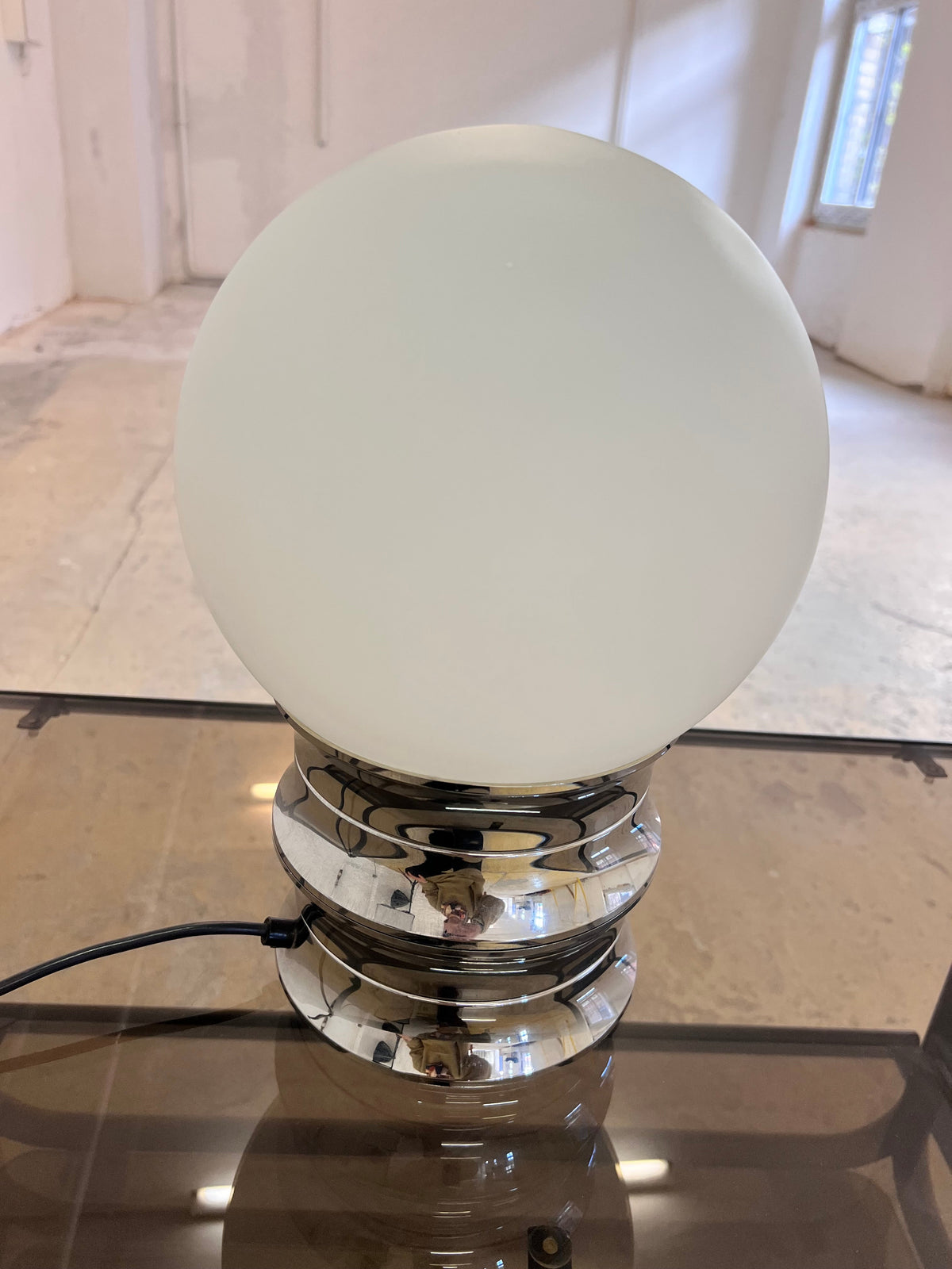 Vintage Tischlampe von VEB NARVA Chrom Opalglas