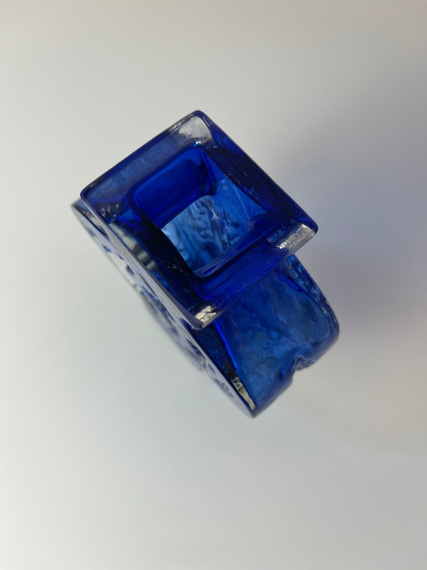 Vintage Vase von Ingrid Glas blau mit Gravur