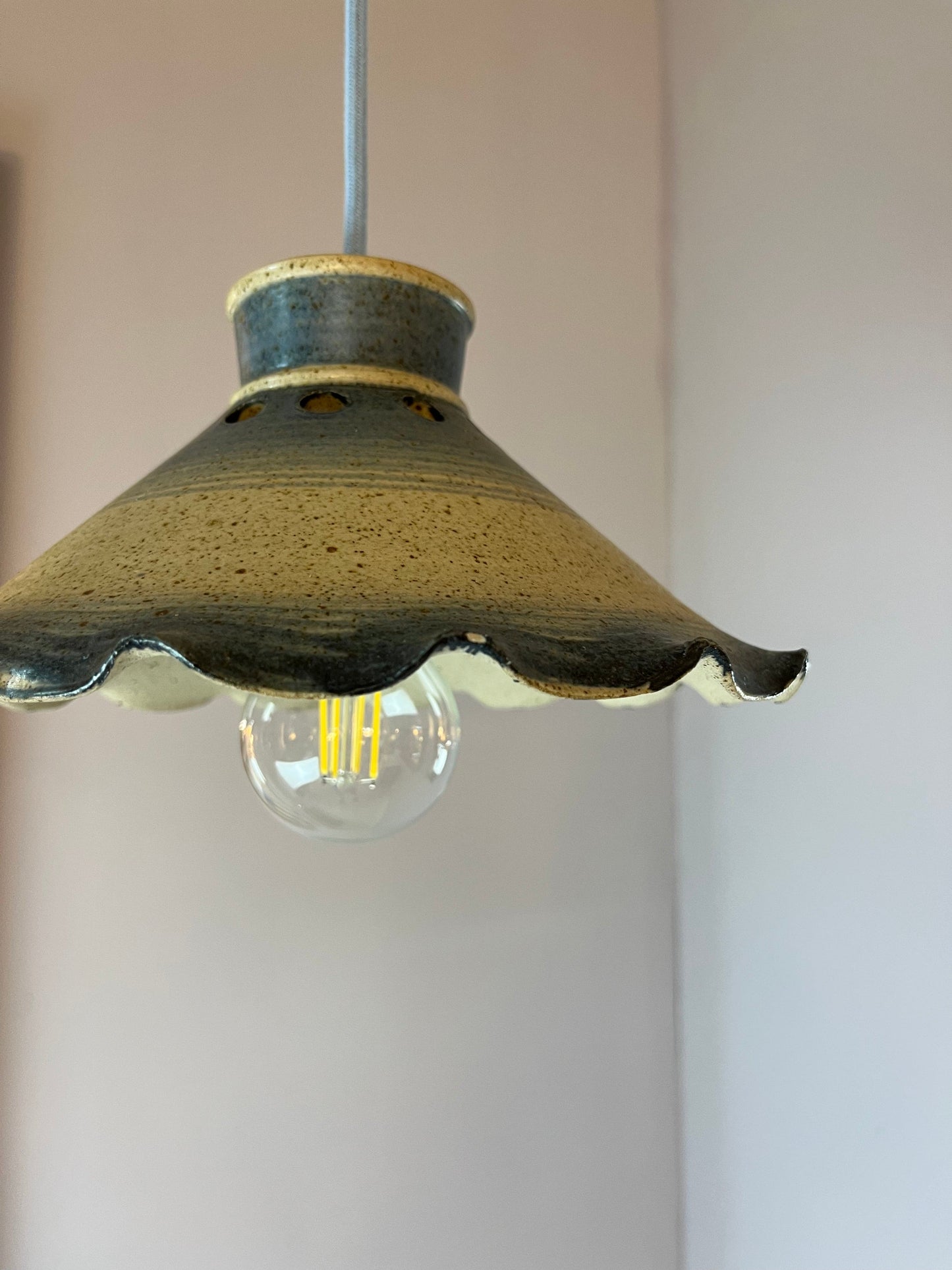 Vintage Hängelampe blau Keramik aus Dänemark