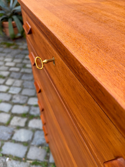Vintage Tallboy Kommode aus Teak, Dänemark