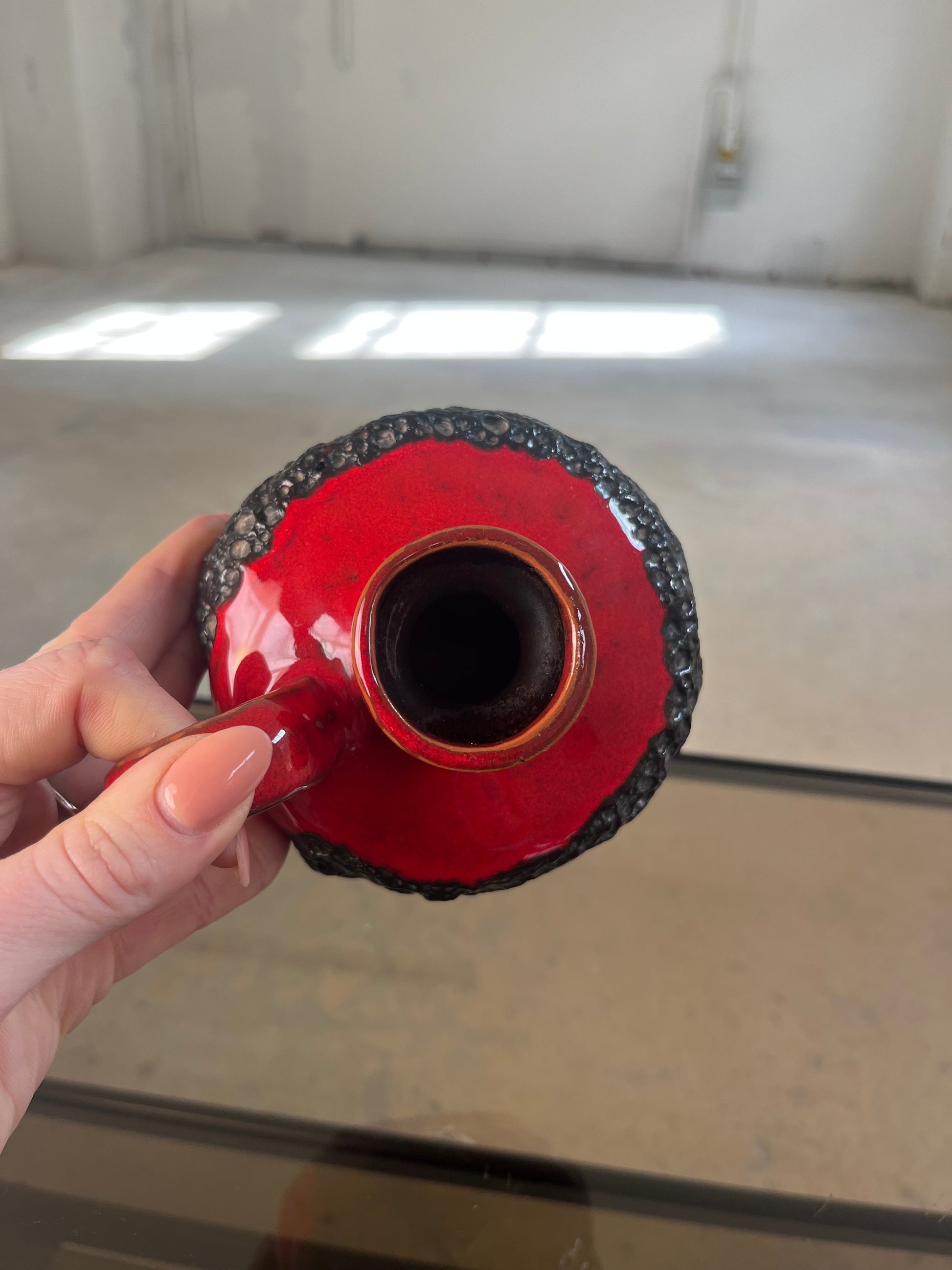 Vintage Vase 210 rot schwarz von Kreutz für Kreutz Keramik Lava-Glasur