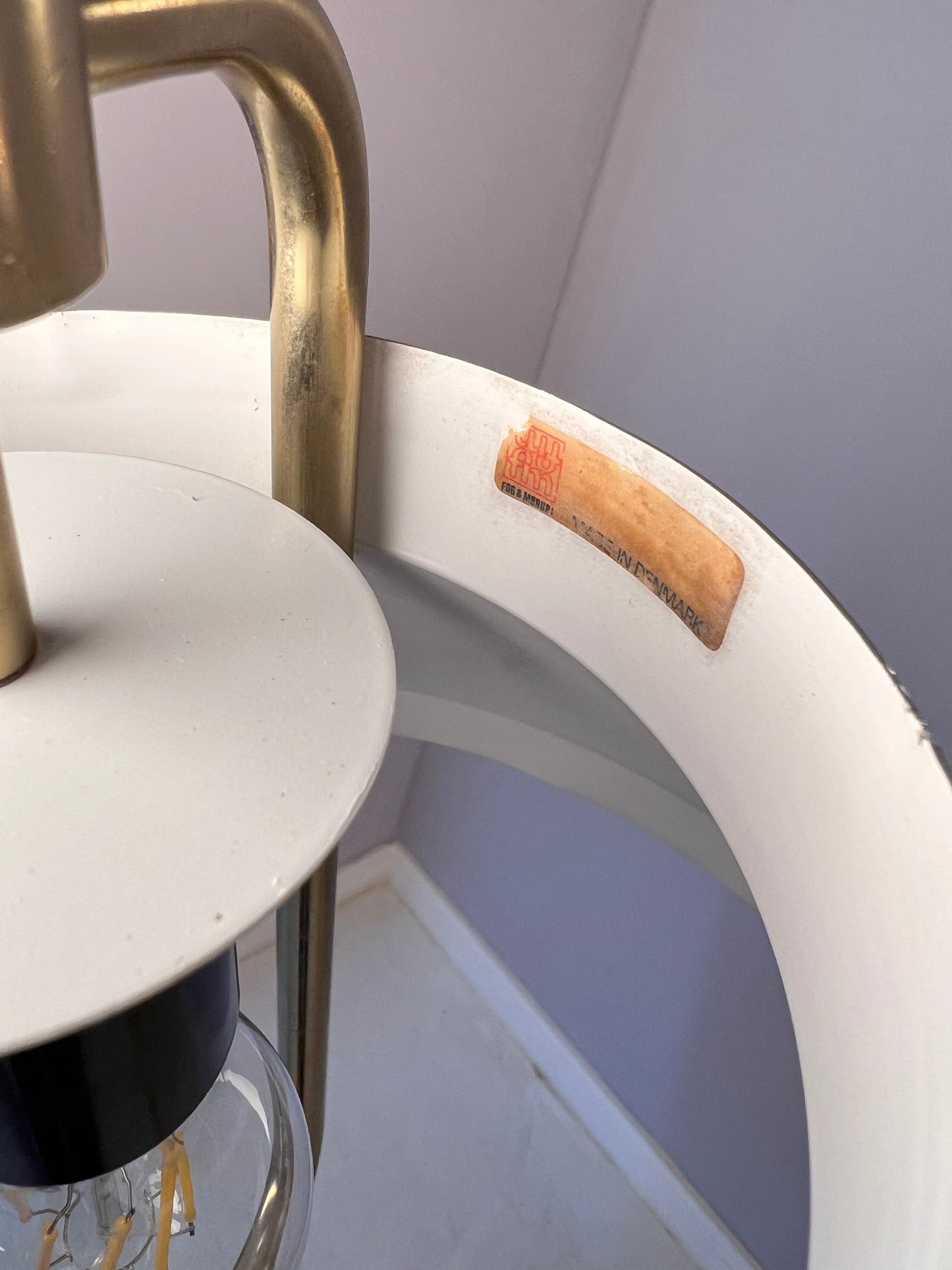 Vintage Hängelampe gold weiß von Fog und Mørup E27