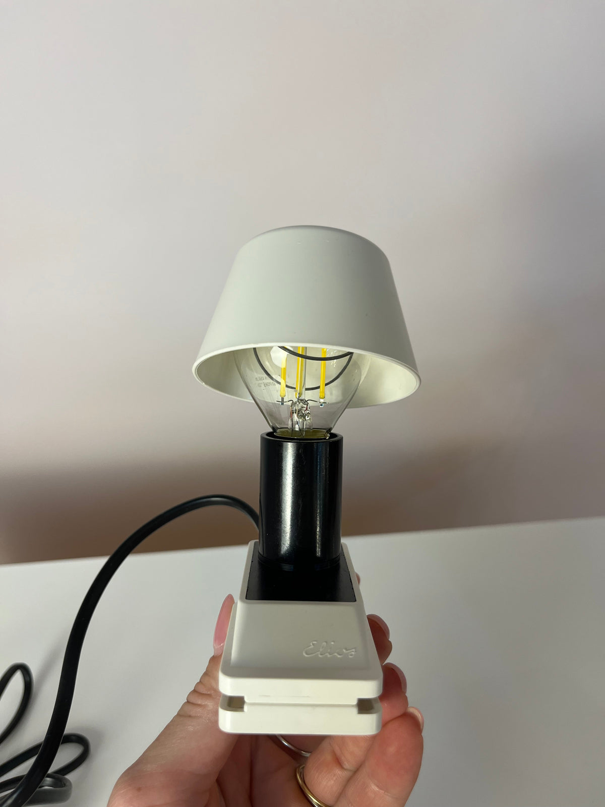 Vintage Klemmlampe weiß mit Metallschirm von Elios