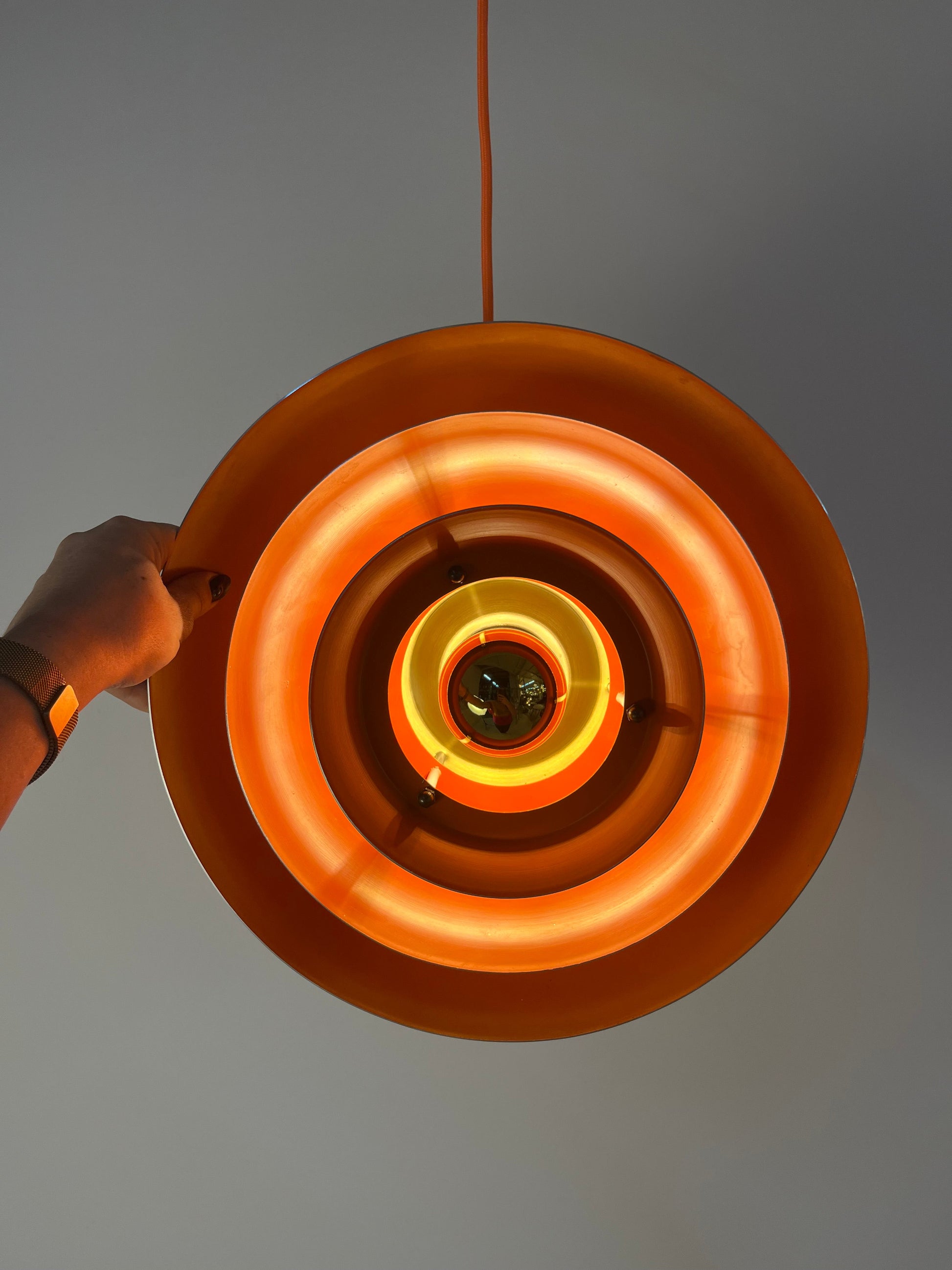 Vintage Lamellenlampe aus Dänemark gold orange