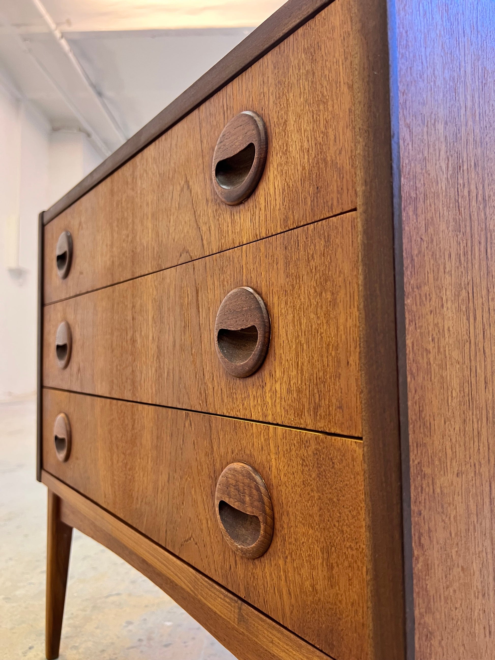 Vintage Kommode Teak aus Dänemark, 3 Schublade, braun refurbished
