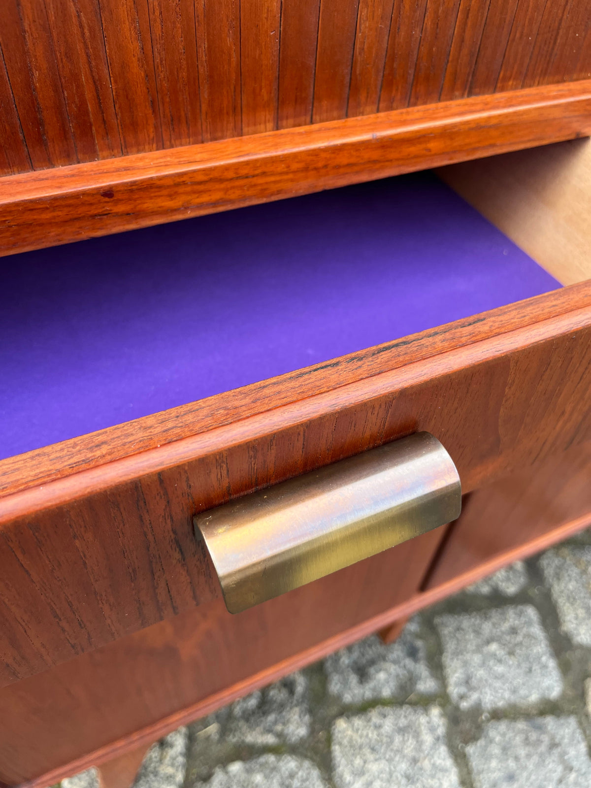 Vintage Highboard Teak mit Jalousietüren aus Dänemark