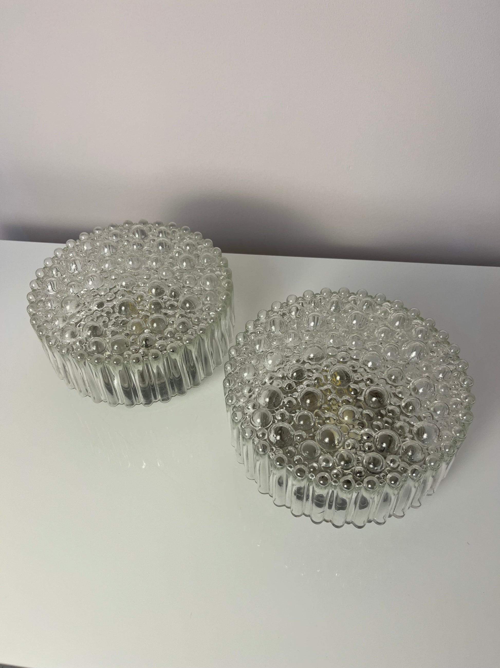 Vintage Wand- und Deckenlampe Kristallglas mit schwarzem Sockel von STAFF