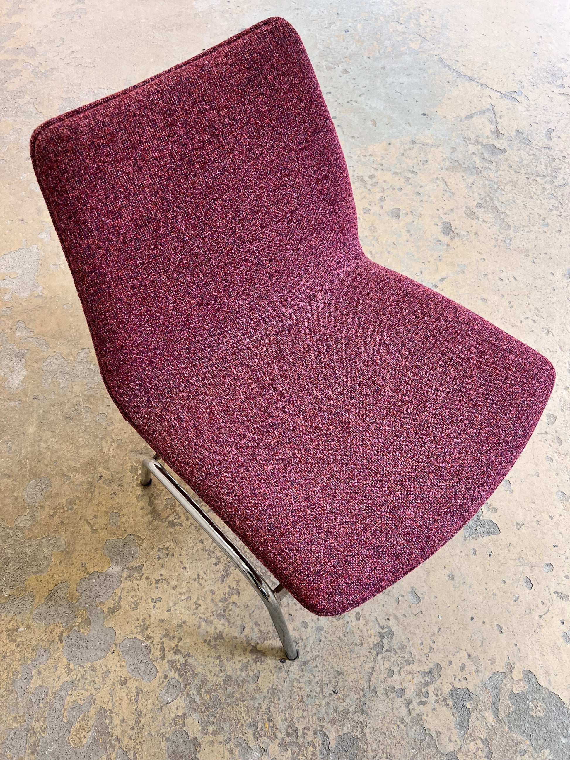 Vintage Sessel Lufthavnsstol von Anden Arkitekt für Duba Møbelindustri brombeer-pink Chrom