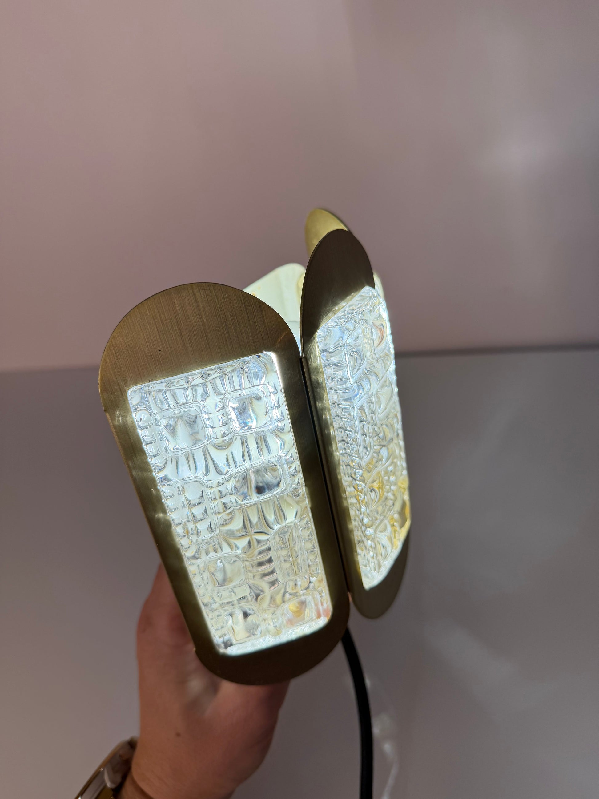 Vintage Wandlampe gold Glas von Vitrika