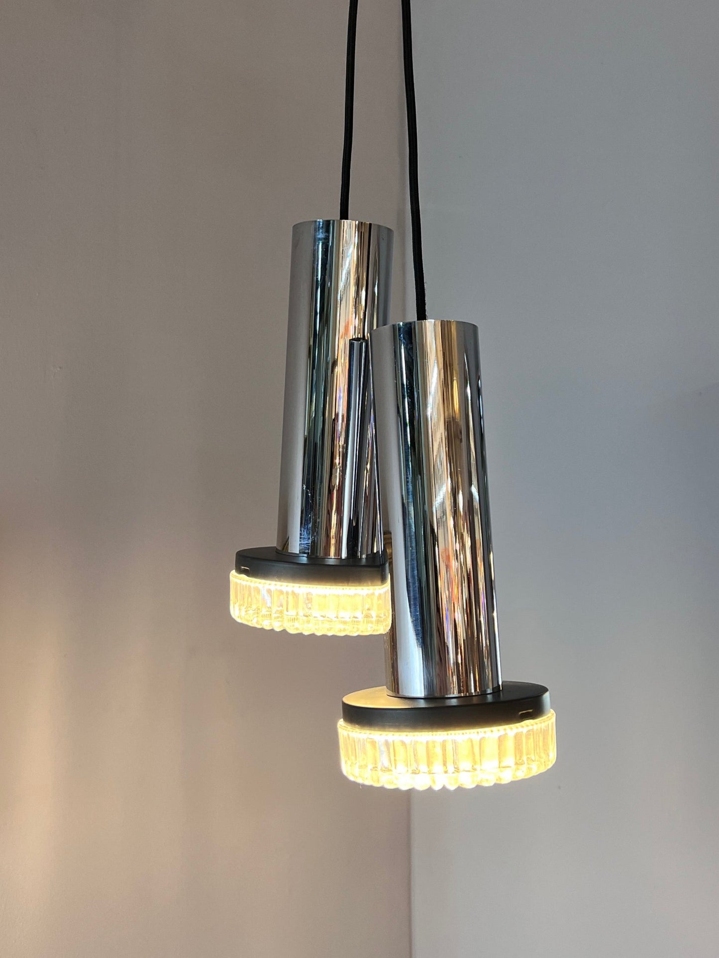 Vintage Hängelampe Chrom und Eisglas von Kaiser Leuchten