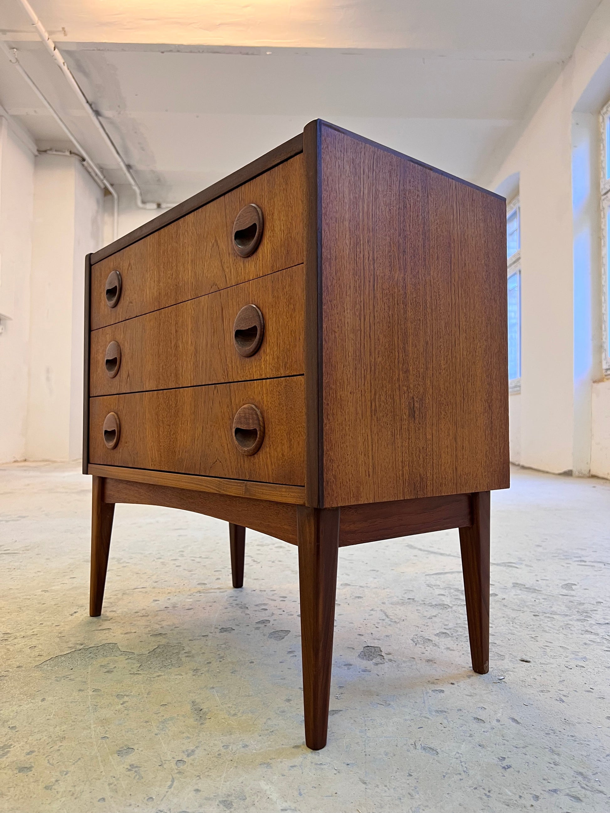 Vintage Kommode Teak aus Dänemark, 3 Schublade, braun refurbished