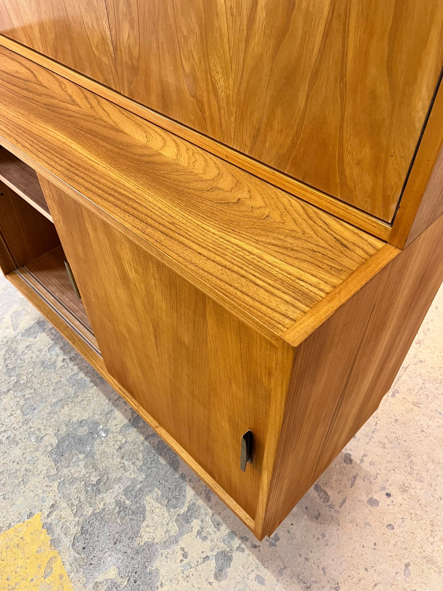 Vintage Schrank Typ 605 von Herbert Eilenberg für Hellerau auf Hairpinlegs