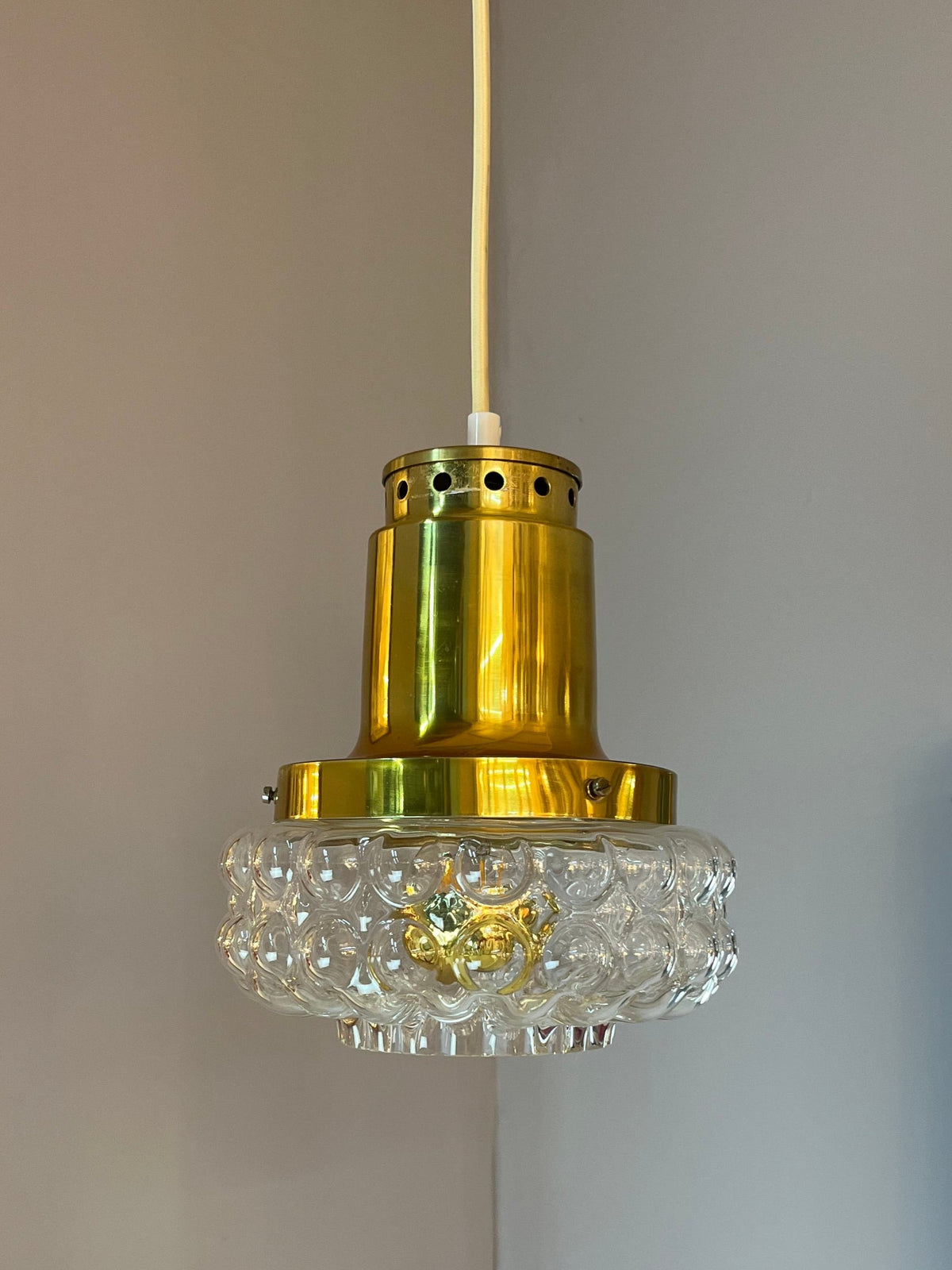Suspension vintage en verre bullé par Helena Tynell pour Glashütte Limburg