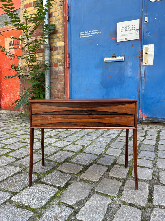 Beistelltisch Modell 6835 Palisander von Rimbert Sandholt für Glas und Trä