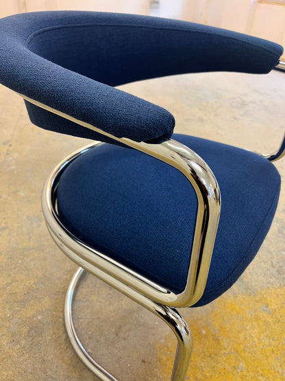 Vintage Freischwinger blau Chrom von unbekannt für unbekannt, neu gepolstert