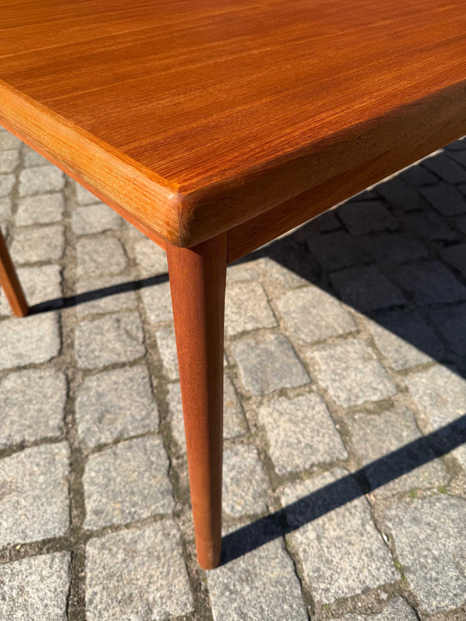 Vintage Esstisch Teak ausziehbar von Henning Kjærnulf