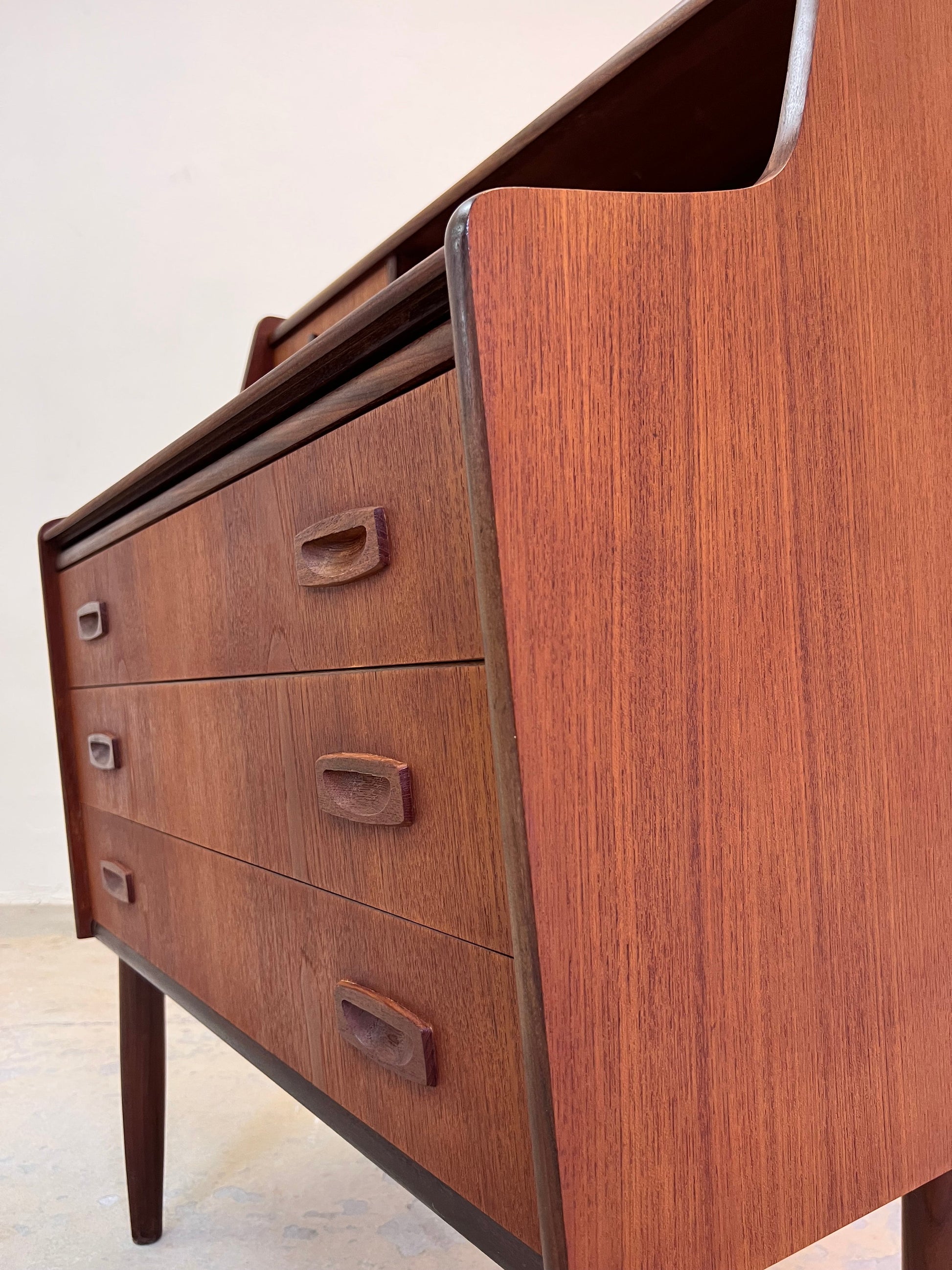 Vintage Sekretär aus Dänemark aus Teak