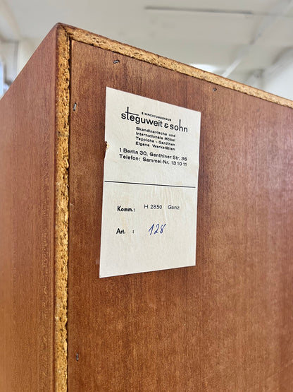 Vintage Regal Teak auf Hairpinlegs von rt Möbel