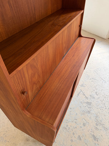 Vintage Bücherregal Teak mit Schiebetüren, Dänemark 50er Jahre