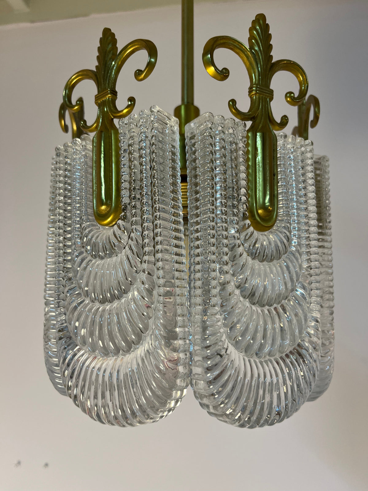 Vintage Lilien Kronleuchter Glas und Messing, Deutschland