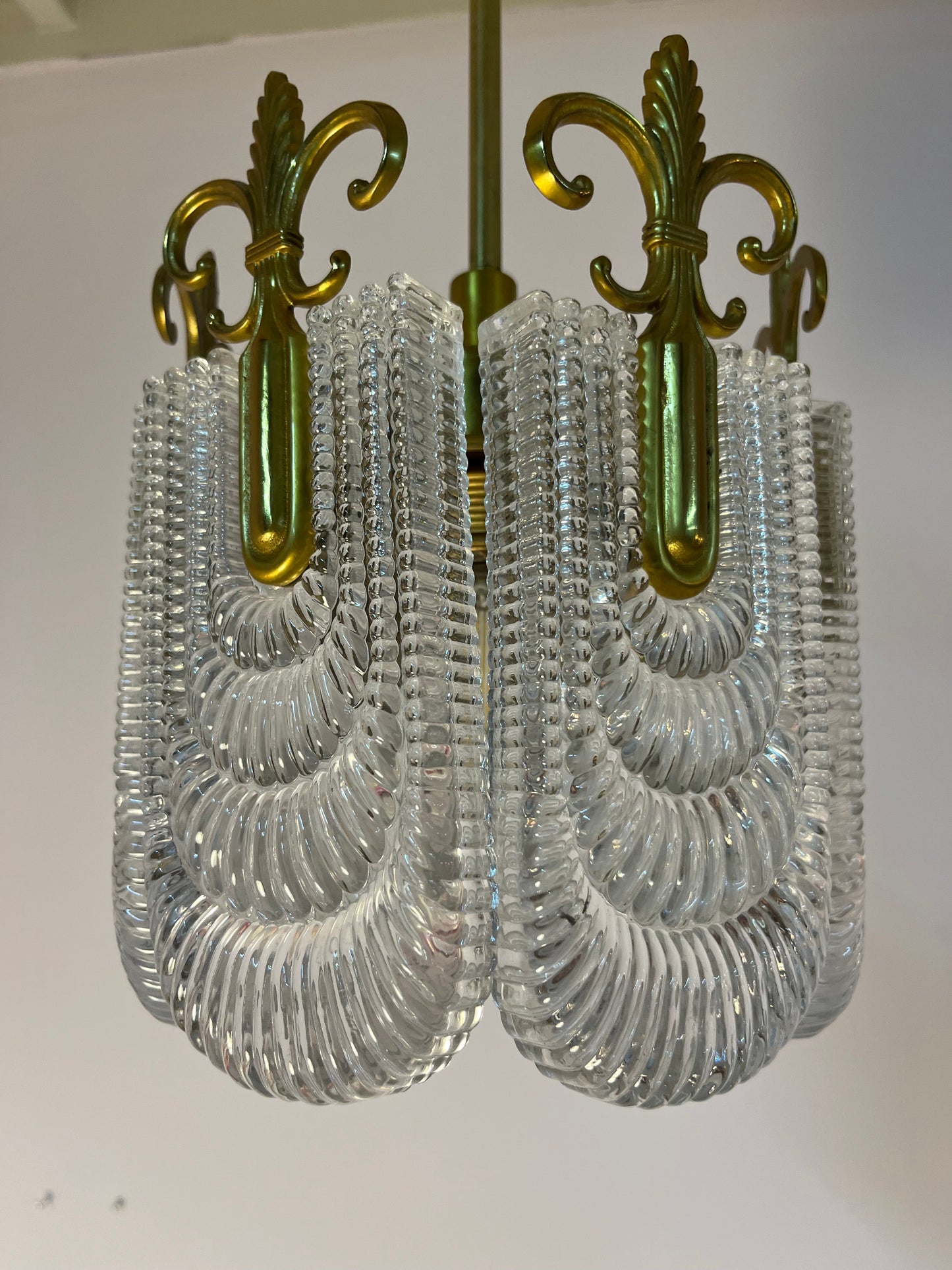 Vintage Lilien Kronleuchter Glas und Messing, Deutschland