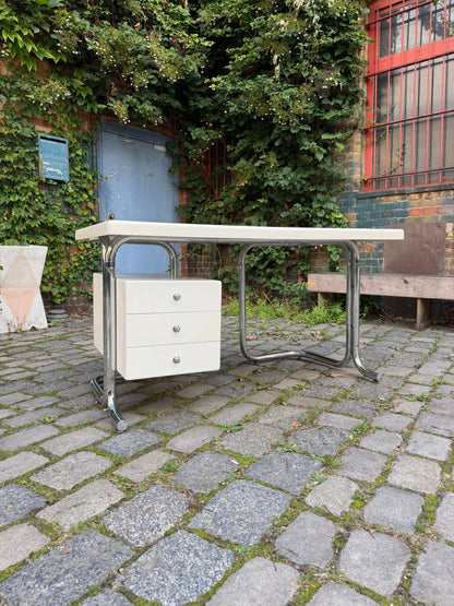 Vintage Schreibtisch Fiberglas und Chrom von 2 INN