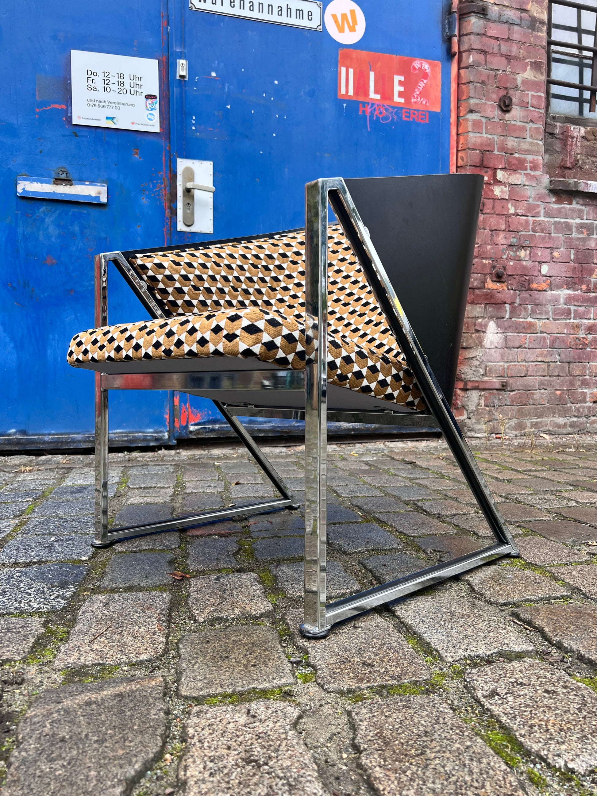 Sessel Mondi braun schwarz Chrom von Jouko Järvisalo für Inno Interior Oy